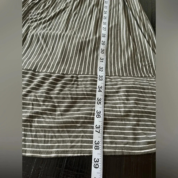 Forever Rose Couture XL Plus Size Short Sleeve Modest Midi Length Dress Stripes - Picture 6 of 6